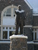 Titre original&nbsp;:    Description English: Statue of William Cornelius Van Horne at the Banff Springs Hotel, Alberta, Canada Date 6 March 2011(2011-03-06), 11:25 Source IMG_2776 Uploaded by Skeezix1000 Author Bill Burris from Edmonton, Alberta, Canada

