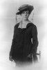 Titre original&nbsp;:  Lucy Maud Montgomery age 43, 1917. Courtesy of L. M. Montgomery Collection, Archival & Special Collections, University of Guelph.