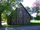 Titre original&nbsp;:    Description English: Bishop Fauquier Memorial Chapel, Sault Ste. Marie, Ontario. This photo is of a cultural heritage site in Canada, number 3313 in the Canadian Register of Historic Places. Date 26 September 2012 Source Own work Author Fungus Guy

