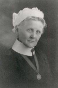 Titre original&nbsp;:  Frances Dalrymple Byron (Redmond). Image courtesy of the BC History of Nursing Society - Memorial Nursing Portrait Collection Fonds 18, Series 3, Subseries 9, File 7. 