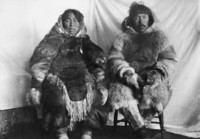 Original title:  Melichi et sa femme, cap Fullerton, Territoires du Nord-Ouest, 8 mars 1905. Tribu Iwilic. 