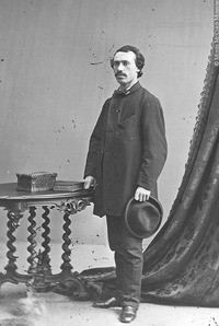 Titre original&nbsp;:  Photograph William Raphael, artist, Montreal, QC, 1862 William Notman (1826-1891) 1862, 19th century Silver salts on glass - Wet collodion process 12 x 10 cm Purchase from Associated Screen News Ltd. I-2362 © McCord Museum Keywords:  Photograph (77678)