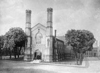 Titre original&nbsp;:  Church of the Holy Trinity, Toronto. 