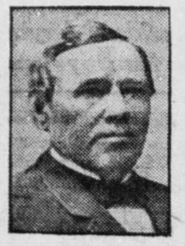 Original title:  James Murchie in The Boston Globe, 12 May 1916, page 12.