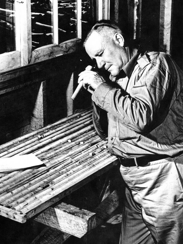 Original title:  James Paul Norrie. Musée minéralogique de l'Abitibi-Témiscamingue. Histoires de chez nous (Musées numériques du Canada).